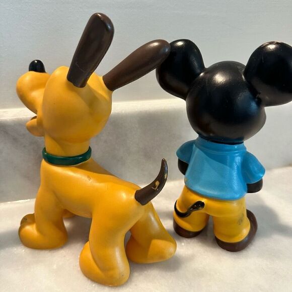 Lot Of 4 Vtg Walt Disney Mickey Donald Pluto & Dumbo Vinyl Squeaky Toys Small - Picture 10 of 10